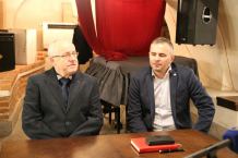 Nietypowi lokatorzy kościelnej wieży. W Chojnicach ruszył projekt pt. "Miejska pszczoła"
