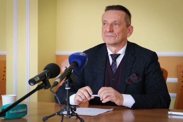 "Zarzuty są bezpodstawne". Leszek Bonna odpowiada posłowi Płażyńskiemu i składa mu propozycję