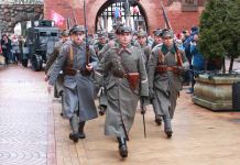 Wojska polskie znów wkroczyły do Chojnic. Rekonstruktorzy historyczni odtworzyli wydarzenia sprzed 100 lat (FOTO)