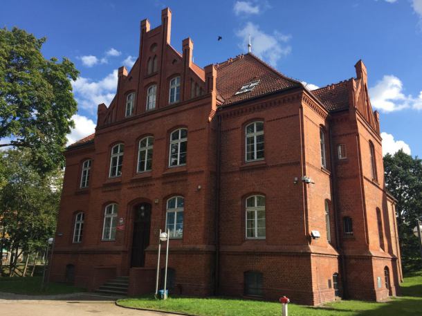 Akt oskarżenia przeciwko byłemu policjantowi bytowskiej drogówki już w sądzie. Chodzi o przekroczenie uprawnień