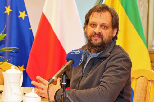 "To jest oczywiście unikalna sprawa". Odkrycia archeologiczne w okolicach jeziora Ostrowite. Badania na wyspie będą kontynuowane (FOTO)