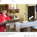 Zrzut ekranu z transmisji mszy św. w kościele w Krojantach w serwisie Youtube