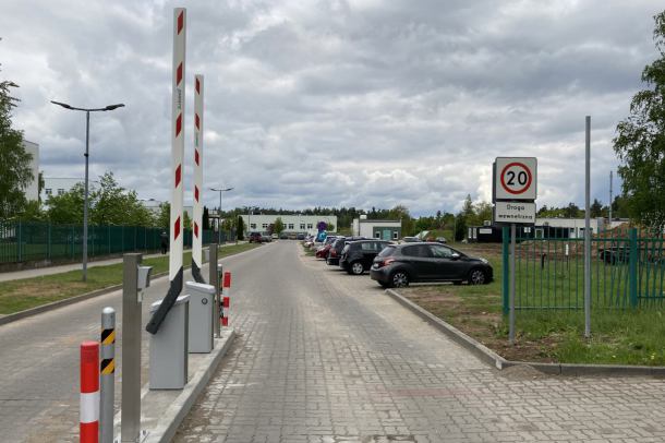 Rozpoczął się czerwiec. Już trzeba zapłacić za parkowanie przed szpitalem w Chojnicach