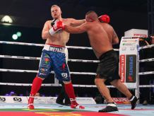 Kacper Meyna, pięściarz z Gołubia koło Kościerzyny przegrał na punkty finał Polskiego Turnieju Wagi Ciężkiej