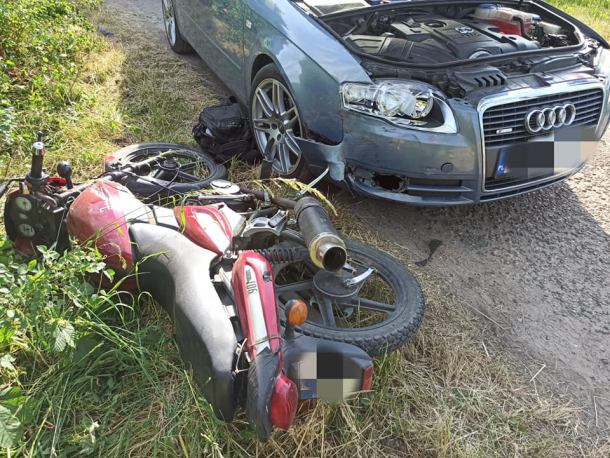 Wypadek w gminie Przechlewo. Motorowerzysta miał prawie 2,5 promila alkoholu w organizmie