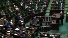 J. Kaczyński ukarany naganą przez komisję etyki za nazwanie posłów opozycji przestępcami
