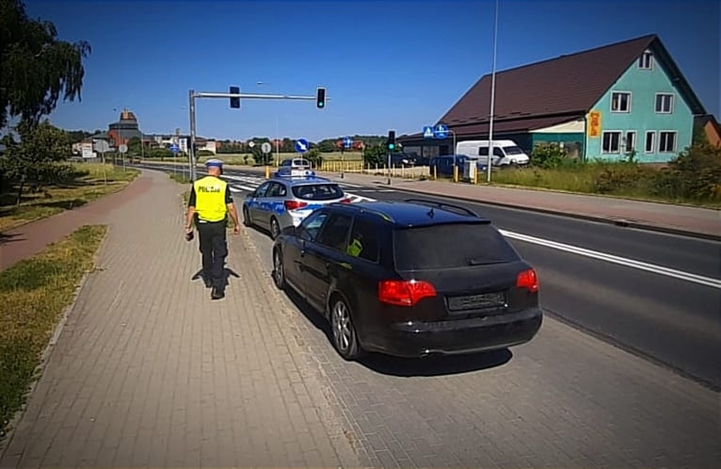 Policyjny pościg w Bytowie. Uciekający był pod wpływem amfetaminy i miał cofnięte uprawnienia do kierowania