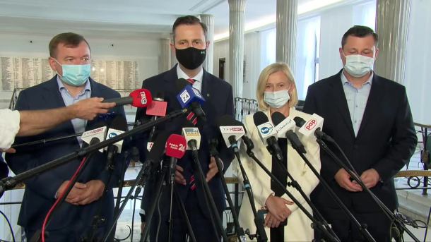 "Nie ma wolnego społeczeństwa, nie ma przyzwoitości i sprawiedliwości bez wolnych mediów". Lider PSL o "ustawie anty-TVN"