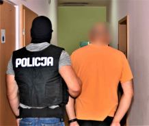 18-latka i 30-latek zatrzymani z powodu próby włamania do domku letniskowego na terenie gminy Kościerzyna