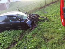 19-latka została ranna w wypadku w powiecie kościerskim. "Pomyliła pedał gazu z hamulcem"