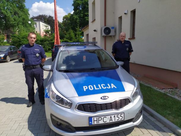 Dwóch policjantów z Kamienia Krajeńskiego zostało uhonorowanych "Kryształowym sercem"