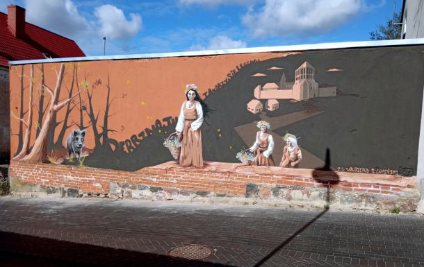Debrzno ma drugi mural. Powstał przy ulicy Barlickiego, a spory udział mieli w tym młodzi mieszkańcy gminy