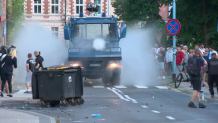 Zamieszki przed komisariatem w Lubinie. Policja zatrzymała 40 osób