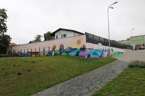 Nad Jeziorem Urzędowym w Człuchowie został wykonany mural, a autorka jego projektu odebrała nagrodę