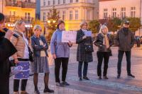 &bdquo;Tak dla Polski europejskiej&rdquo;, &bdquo;Bez Unii czeka nas reżim&rdquo;. W  Chojnicach r&oacute;wnież odbyła się prounijna demonstracja