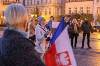 &bdquo;Tak dla Polski europejskiej&rdquo;, &bdquo;Bez Unii czeka nas reżim&rdquo;. W  Chojnicach r&oacute;wnież odbyła się prounijna demonstracja