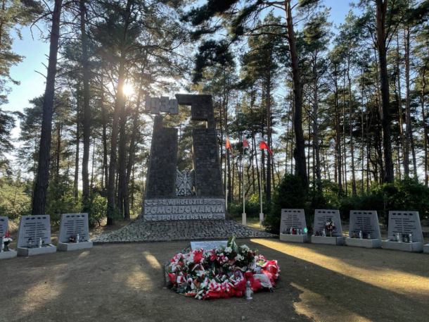 Odcinek 12. Jak pożar stodoły w Piastoszynie doprowadził do śmierci kilkuset Polaków? Egzekucje w Rudzkim Moście