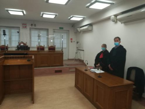 Miał znęcać się nad psem ze szczeg&oacute;lnym okrucieństwem. W Kościerzynie ruszył proces byłego senatora PiS Waldemara Bonkowskiego