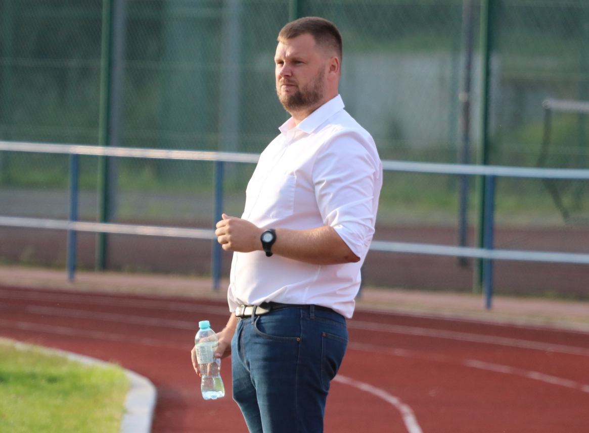 Będzie zmiana trenera w czwartoligowym Borowiaku Czersk. Artur Papierowski złożył rezygnację