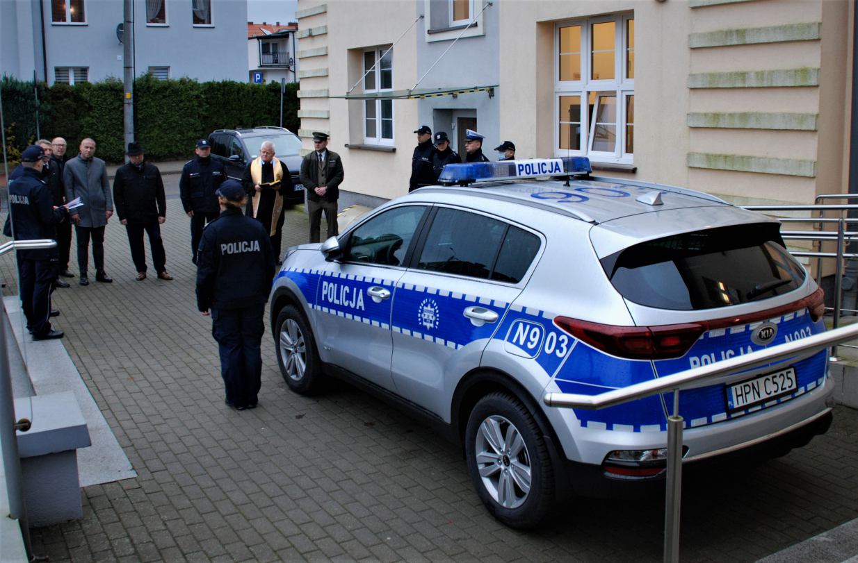 Policjanci z Bytowa mają do swojej dyspozycji nowe auto służbowe marki Kia