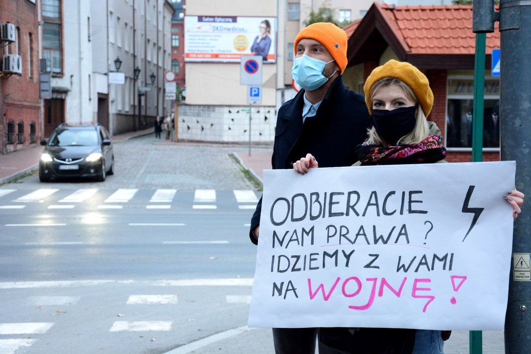 W Chojnicach dziś 1.12 odbędzie się protest przeciwko tzw.  rejestrowi ciąż i całkowitemu zakazowi aborcji