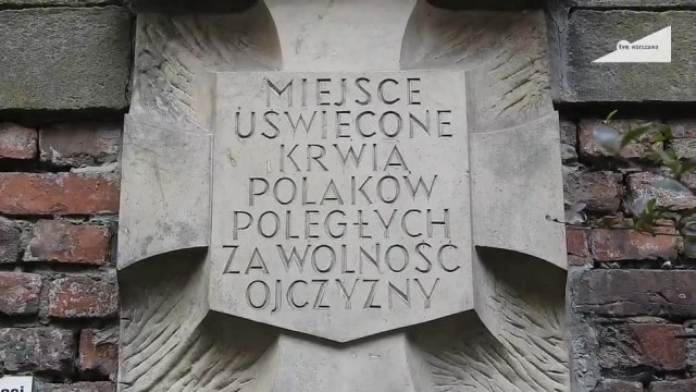 Prokuratura odmówiła wszczęcia śledztwa w sprawie zniszczenia zabytkowych tablic w Warszawie
