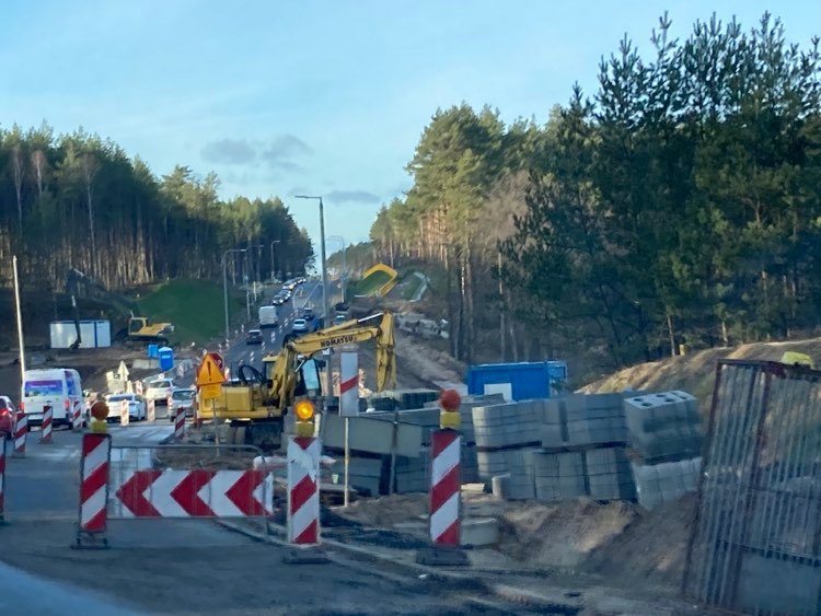 Przedłuża się remont drogi krajowej nr 20 na odcinku Kościerzyna- Korne FOTO, ROZMOWA