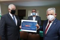 Ponad 4,5 mln zł dla powiatu człuchowskiego z Rządowego Funduszu Rozwoju Dr&oacute;g. "Dla takich chwil warto żyć"