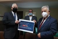 Ponad 4,5 mln zł dla powiatu człuchowskiego z Rządowego Funduszu Rozwoju Dr&oacute;g. "Dla takich chwil warto żyć"