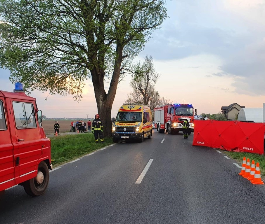 Dwie osoby trafiły do szpitala po zderzeniu samochodów osobowych w miejscowości Gacnik w gm. Brusy