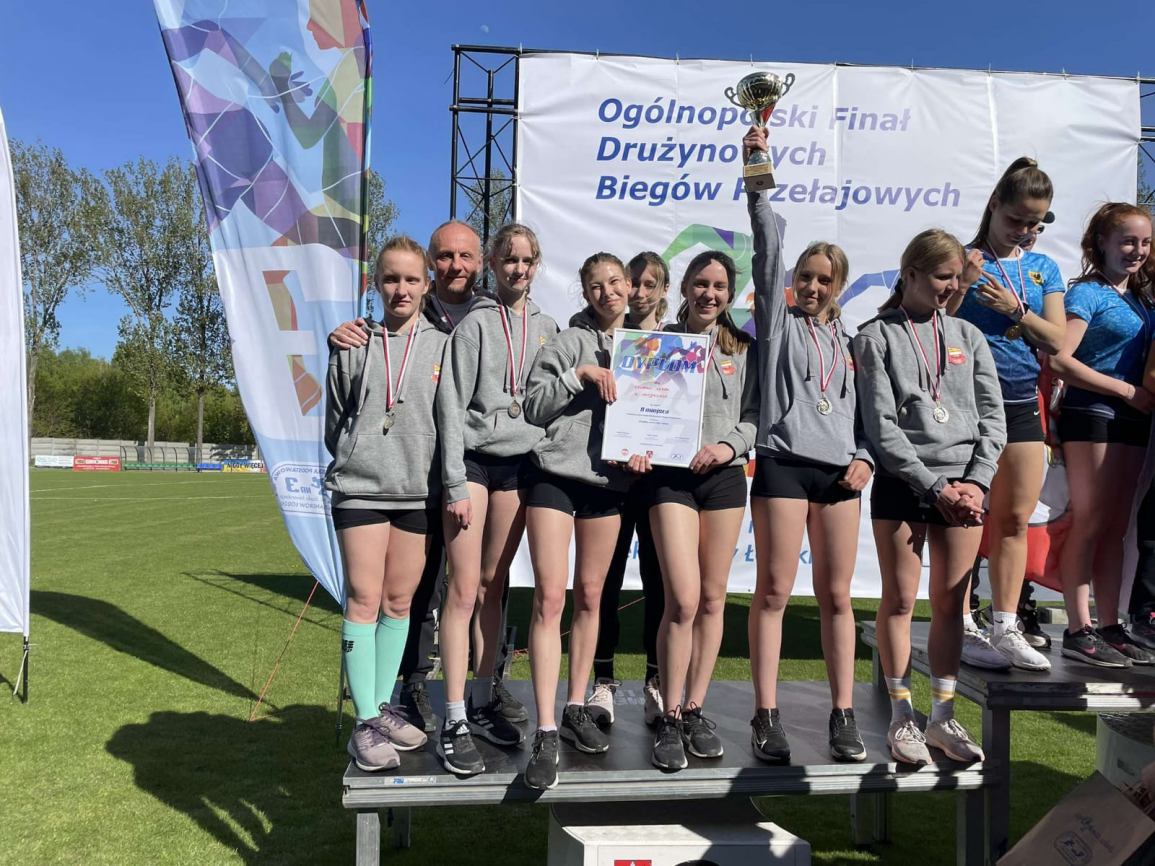 Dwie chojnickie szkoły wicemistrzami Polski w drużynowych biegach przełajowych