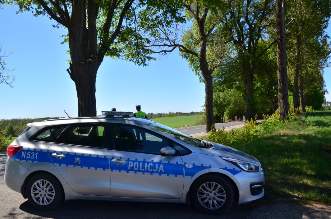 Komisja badała miejsce poniedziałkowego tragicznego wypadku w Raduniu, w powiecie kościerskim