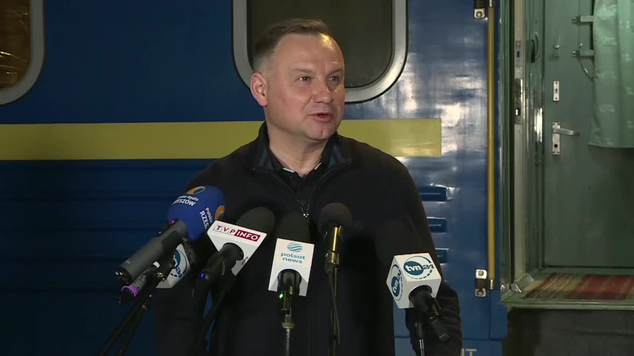 Prezydent Duda wrócił z Ukrainy. W czasie jego wystąpienia w Kijowie ogłoszono alarm przeciwlotniczy