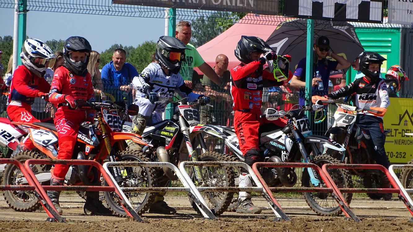 Więcborski Klub Motorowy organizował w weekend pierwszą rundę Pucharu Polski w motocrossie FOTO