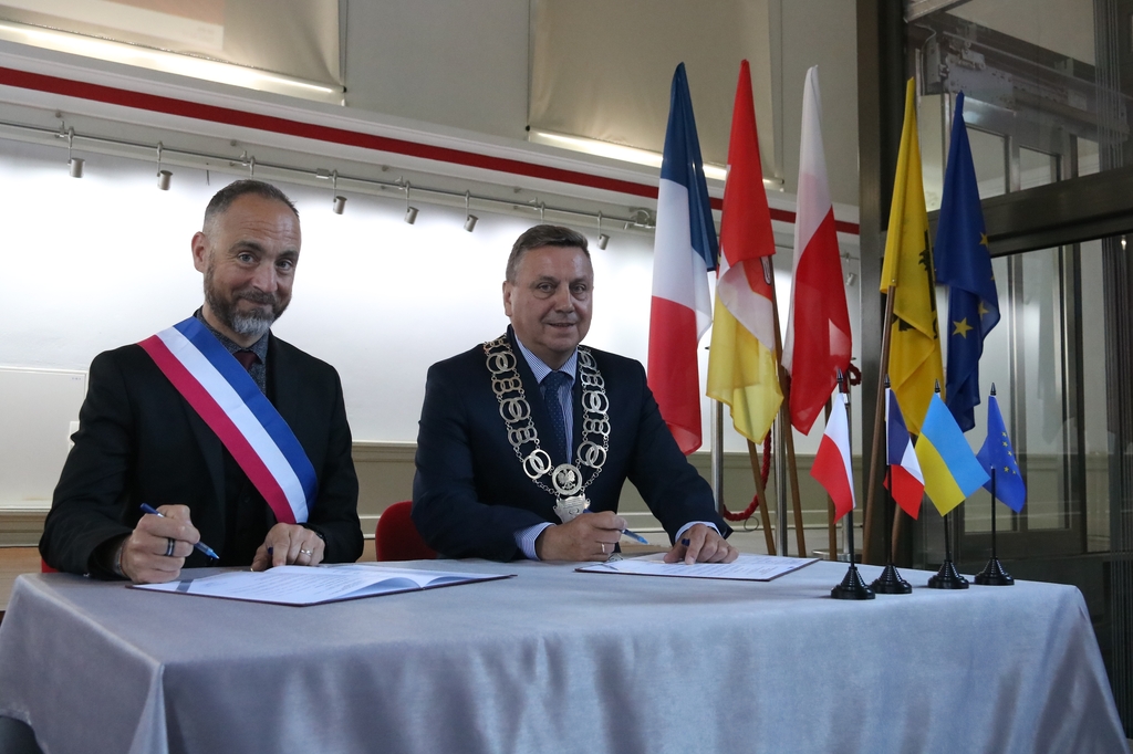 Człuchów odnowił deklarację o współpracy i partnerstwie z francuskim Conches FOTO