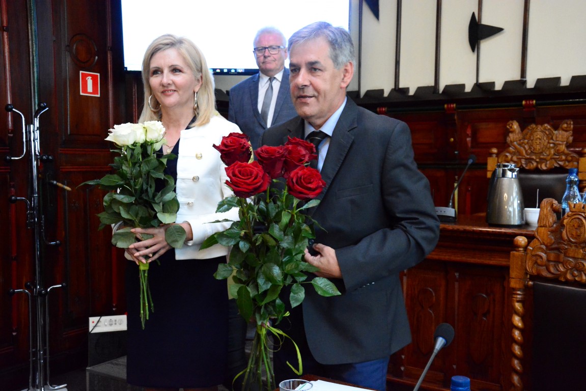 Burmistrz Chojnic z kolejnym wotum zaufania oraz absolutorium za wykonanie budżetu za 2021 rok