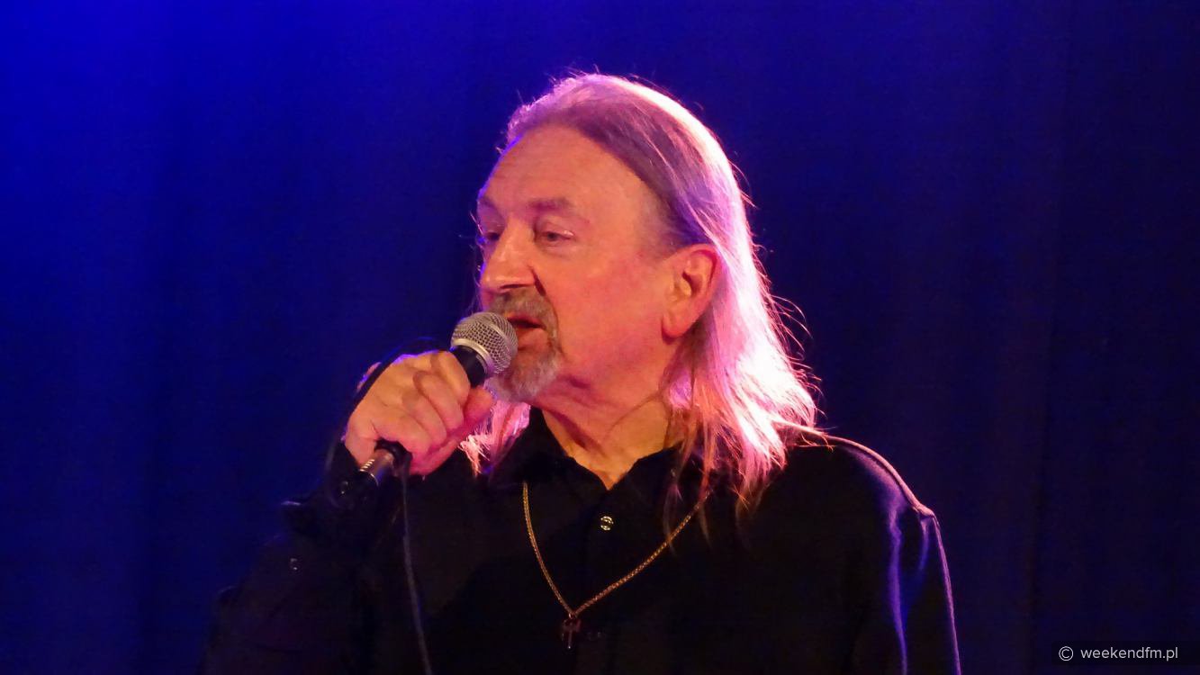 Marek Piekarczyk, były wokalista TSA, wystąpił z akustycznym koncertem w Więcborku FOTO, ROZMOWA