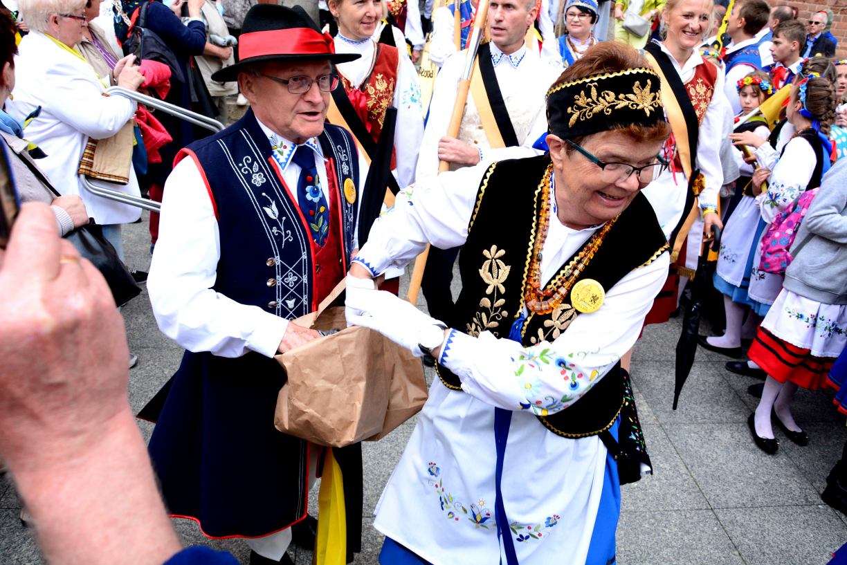 Kaszubski folklor zdominuje w sobotę stolicę Zaborów. W Brusach odbędzie się 23. Światowy Zjazd Kaszubów