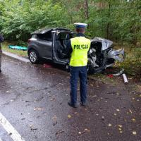 Tragiczny wypadek w gm. Stara Kiszewa, w pow. kościerskim. Na skutek obrażeń śmierć poniosły dwie osoby