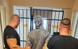 Policjanci z Chojnic zatrzymali 20-letniego włamywacza. Mężczyzna usłyszał zarzut