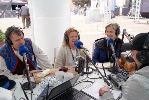 W Debrznie ruszyły dwudniowe Dożynki Wojew&oacute;dzkie. Posłuchaj sobotnich relacji Weekend FM (FOTO)
