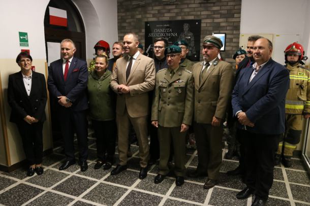 IPN ufunduje mural poświęcony patronce szkoły w Czarnem Danucie Siedzikównie, pseudonim "Inka" (FOTO, REPORTAŻ)