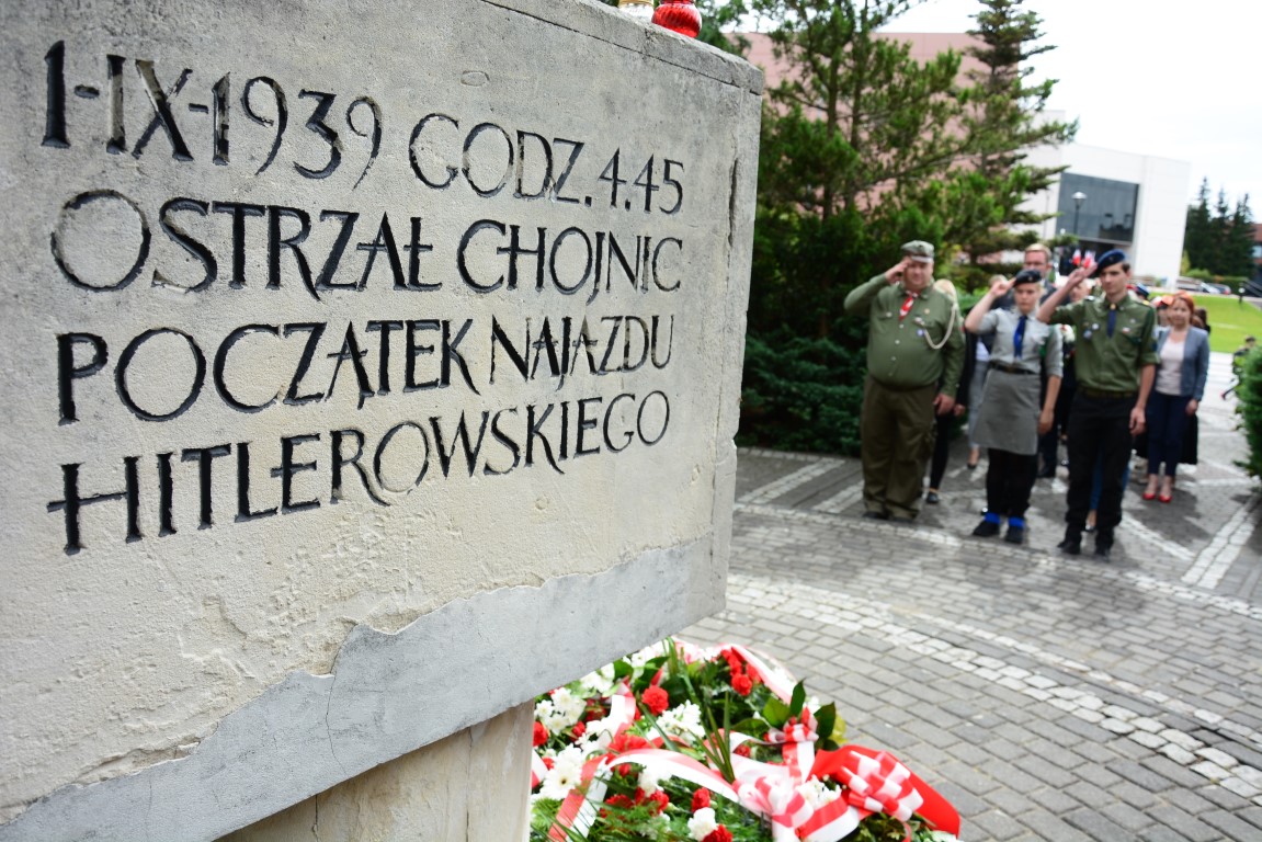 W Chojnicach trwają uroczystości związane z 83. rocznicą wybuchu II wojny światowej FOTO