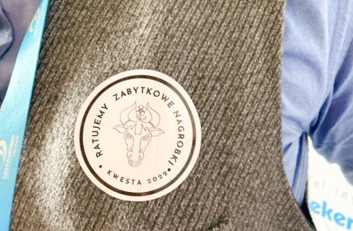 Druga edycja kwesty na chojnickim cmentarzu parafialnym. "Na ratowanie zabytkowych nagrobk&oacute;w" (ROZMOWA)