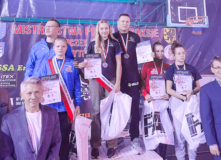 Amelia Seydak z Wałdowa, w gminie Sępólno Krajeńskie,  została Mistrzynią Polski młodziczek w boksie