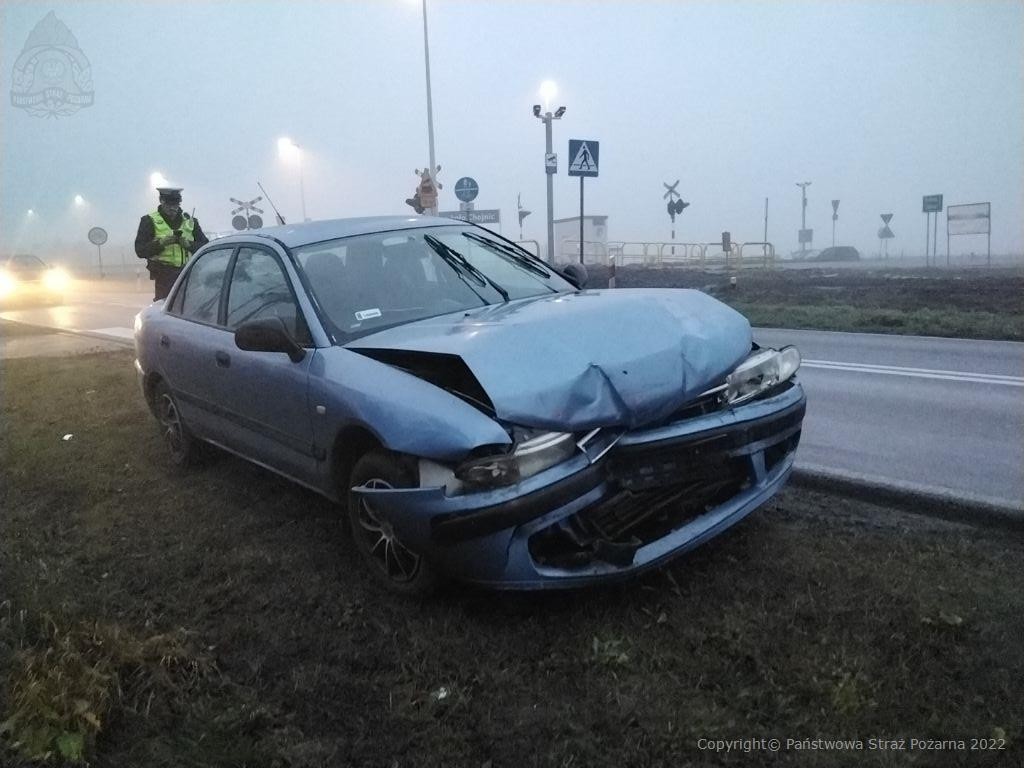 Przy przejściu w Żabnie w gm. Brusy doszło do zderzenia trzech samochodów osobowych FOTO, AKTUALIZACJA