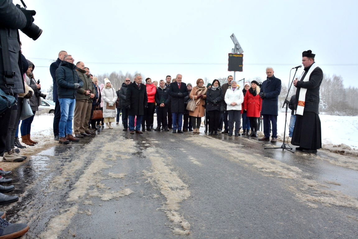 Droga Złotowo-Będźmierowice-Klaskawa oficjalnie oddana do użytku po remoncie FOTO