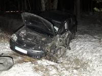 Zderzenie samochodu osobowego z ciężarowym w powiecie chojnickim. Droga z Lubni do Wiela jest nieprzejezdna