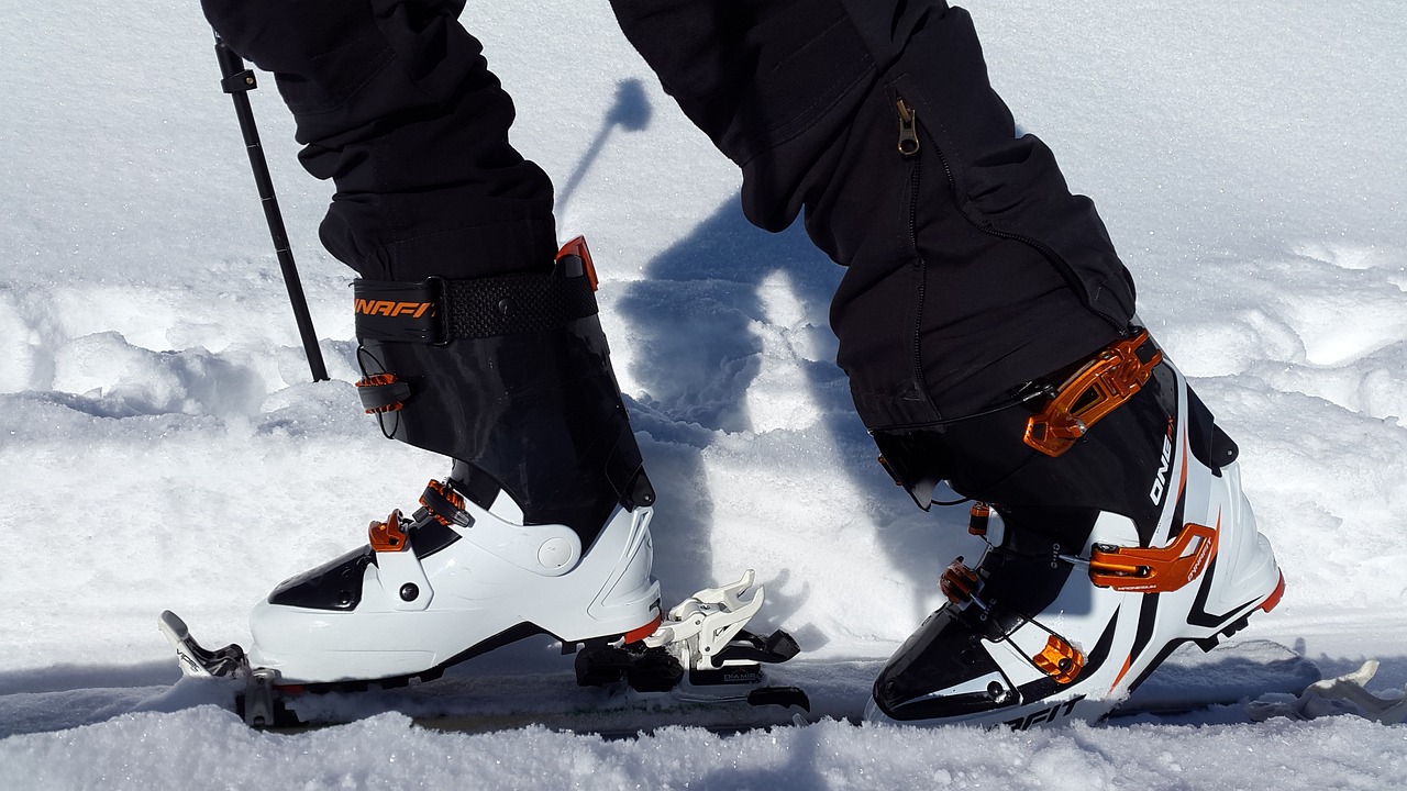 Jak wybrać buty narciarskie na pierwszy sezon?