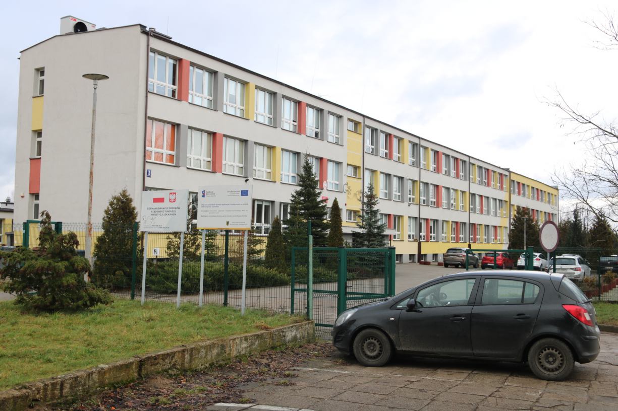 Pomysł burmistrza Człuchowa, żeby urządzić nowe przedszkole w budynku dawnego gimnazjum, ostatecznie upadł (ROZMOWA)